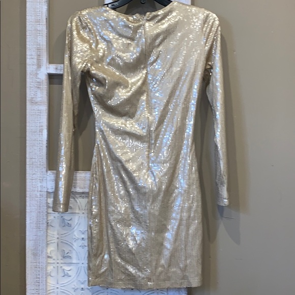 Gold sequence party mini dress - Picture 2 of 4